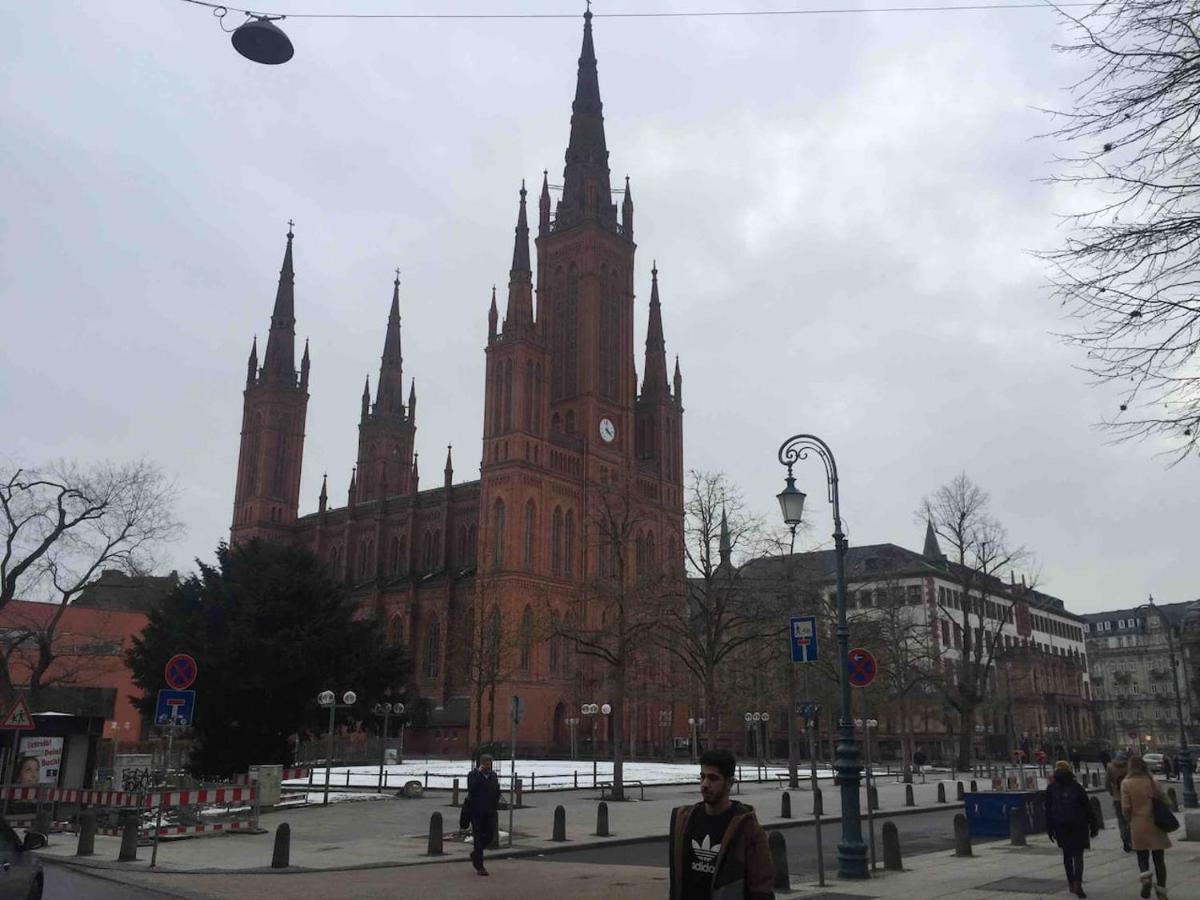 Perfectly Downtown / Mitten Im Geschehen Wiesbaden Exterior foto